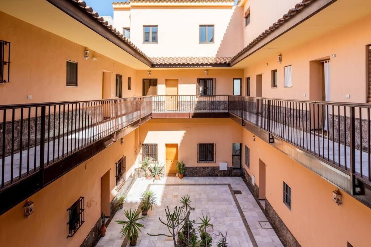 Apartamento Deluxe Terrace. Alameda Севиля Екстериор снимка